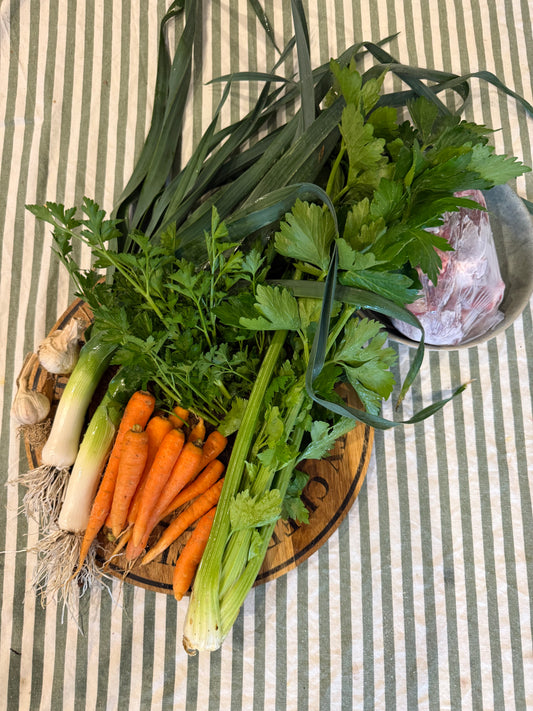 Beef soup bones + veges (meal kit for bone broth soup)